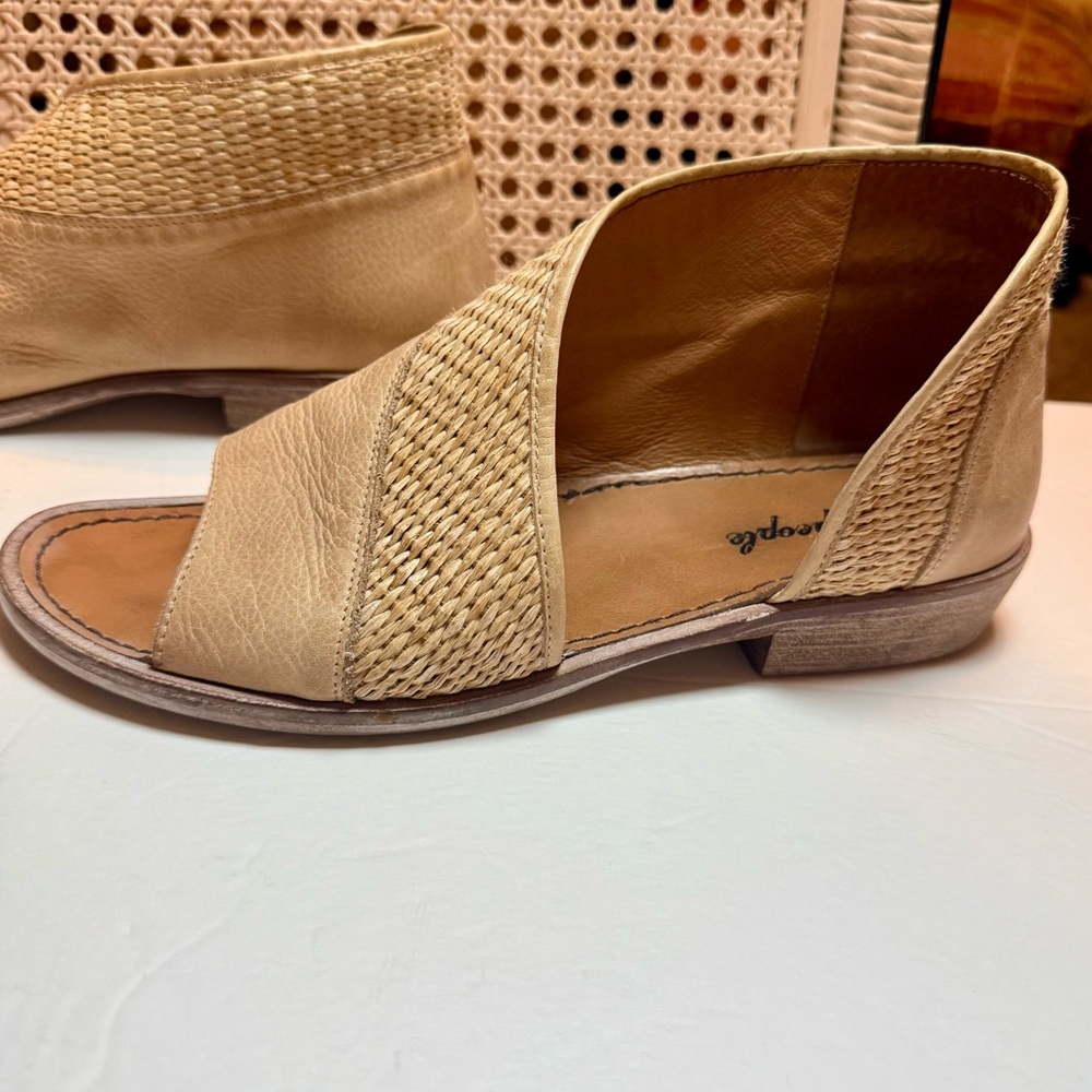 Free People Mont Blanc Textured Sandals Tan Euro Size 39/US 8.5 - Picture 5 of 14